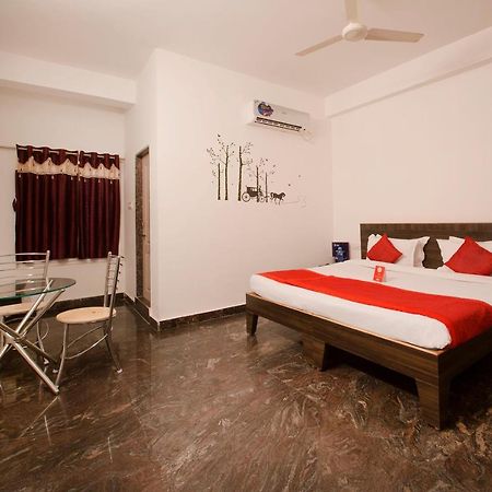 Oyo 9936 Elite Inn Hyderabad Bagian luar foto