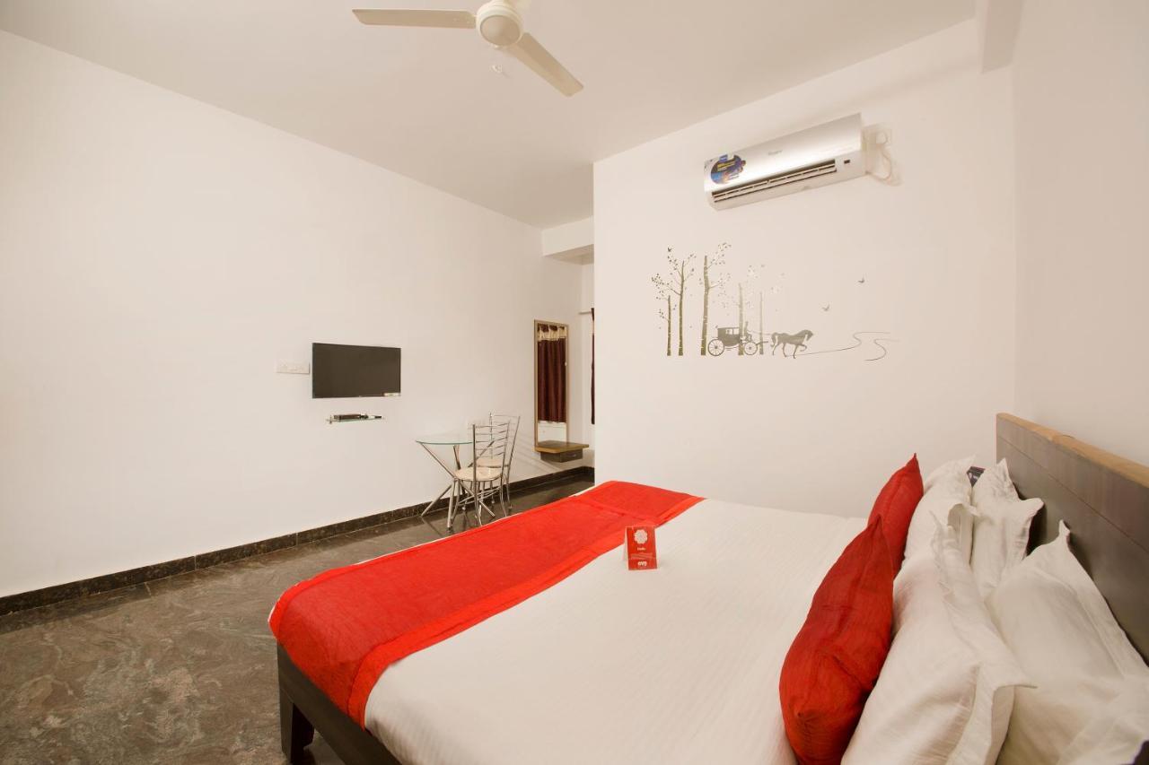 Oyo 9936 Elite Inn Hyderabad Bagian luar foto