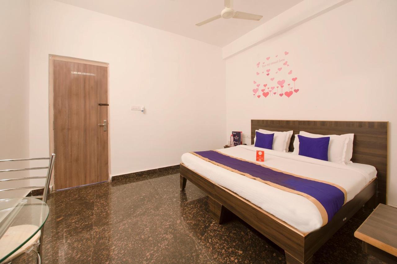 Oyo 9936 Elite Inn Hyderabad Bagian luar foto